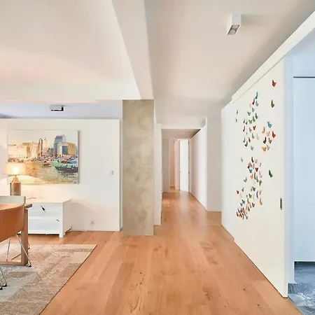 Apartamento Acolhedor Com 2 Quartos ליסבון